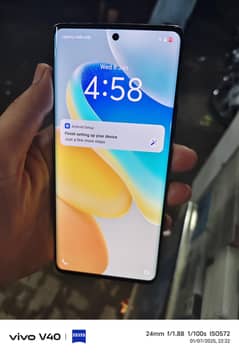 vivo x80 black colour 12+256GB with box charge 10/9 condition