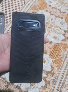 s10 plus