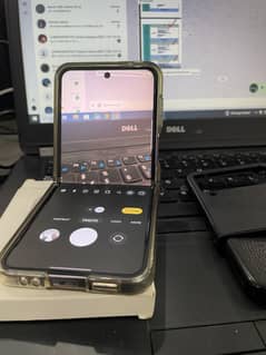 Samsung Z Flip 4