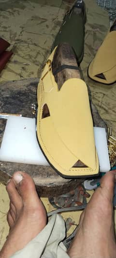 peshawari chappal