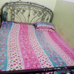 divider and bed with out matters