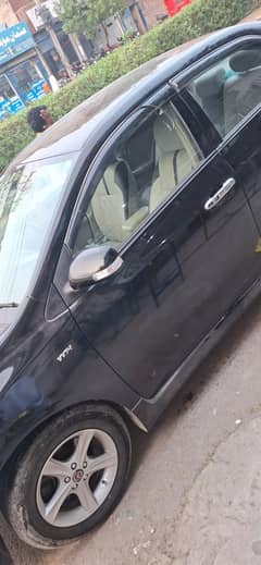 Toyota XLI converte GLI