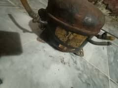 Compressor for gas