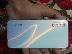 Vivi s1 4/128 only phone sath I'd cad ki copy MIL jaye gi