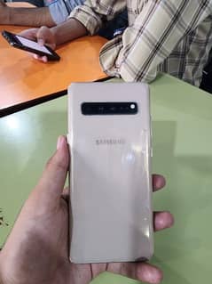 Samsung S10 plus