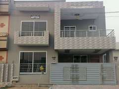 MAIN DOUBLE ROAD HOUSE FOR SALE