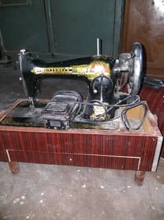 butterfly sewing machine, original with  motor and cover