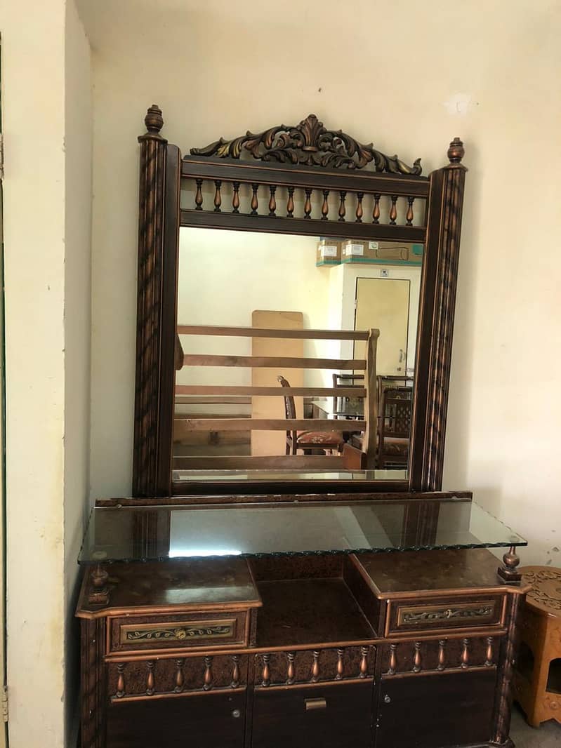 bedset with dressing table or dining table with 8 chairs 9
