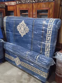 king size bed dressing side table