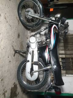 Honda 125cc 13 model 1.25.  0312###88_+-48:'"452 wp only