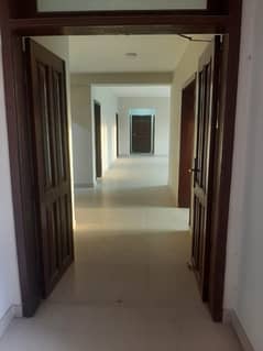 Hot Deal! Ground Floor Apartment Plus Play Area For Sale Prime Spot Next To Lake Park & McDonald's, Askari 11
