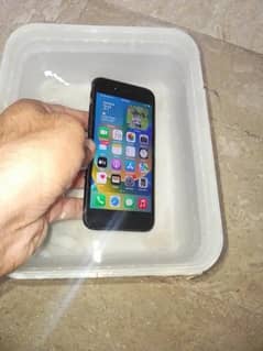 Iphone 8 64gb water pack