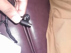 AKG Original Hanfree for used Condition 10by10 sound perfect hai.