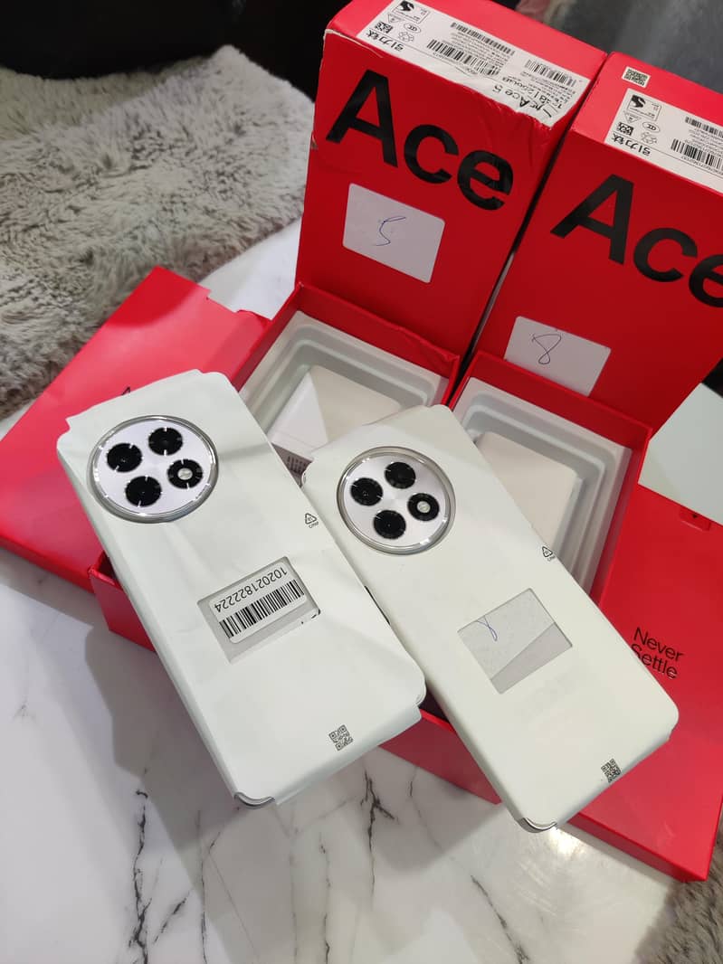OnePlus Ace 5/13R Box Pack Non PTA (Tax: 30536/-) 1