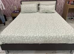 Bed and side table for sale