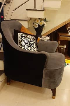 Sofa set 5 seater in brand new condition