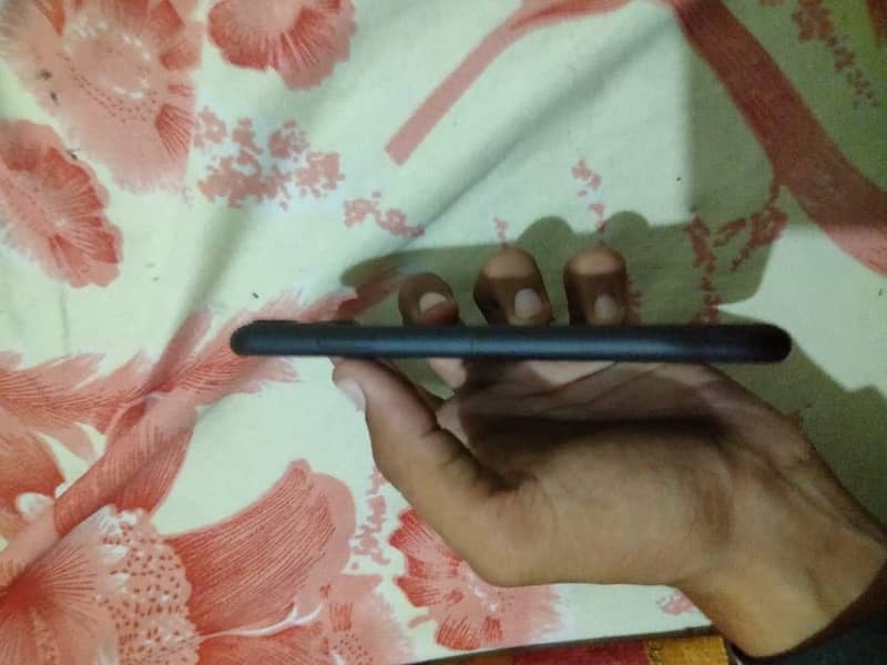 iPhone XR to convert 13 pro max  64  non pta 3
