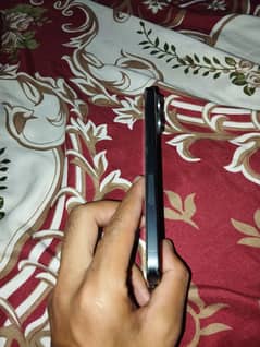 appple iphone 15 pro max like new condition 70 sycle betrry health