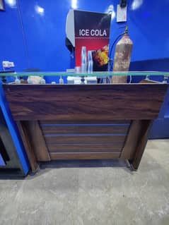 Counter table best for desktops