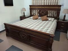 wooden bed with dressing table with out metress