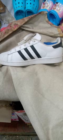 adidas shoiz