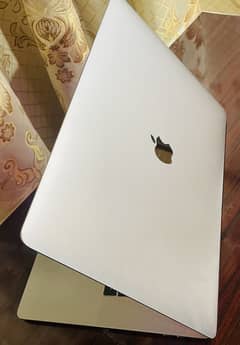 Mint Condition Best Price Macbook Pro 1990 Mid 2019 model i9 model