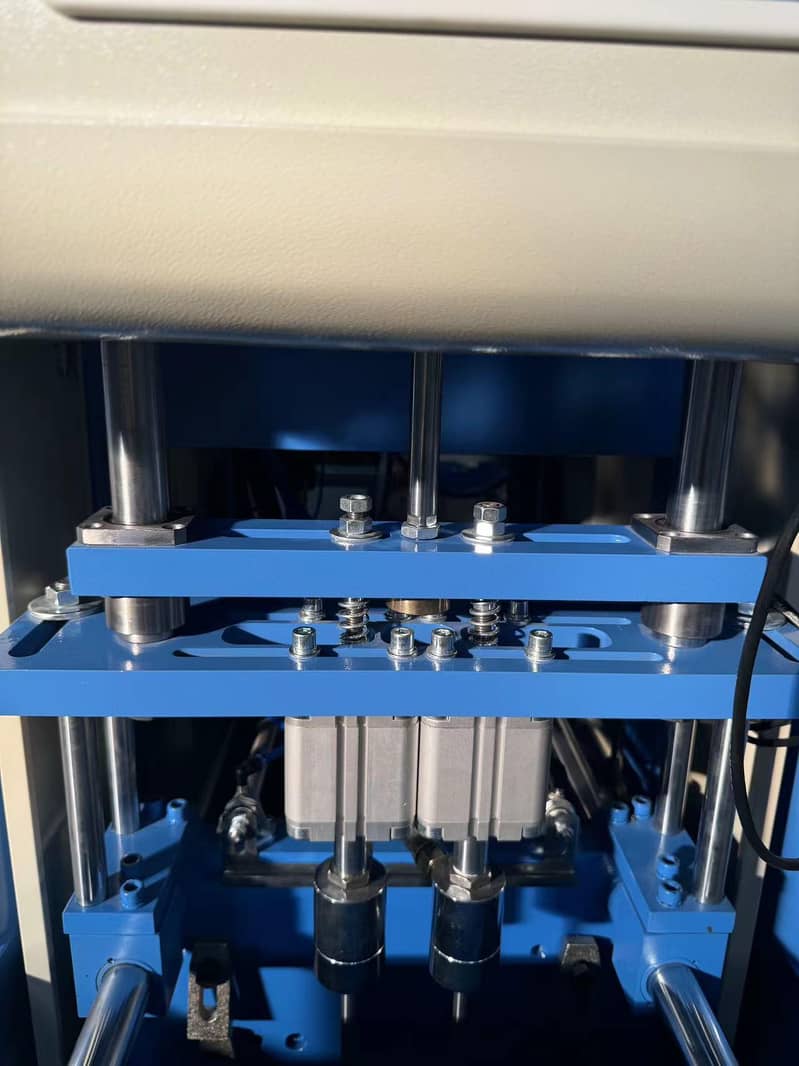 pet blow machine 5