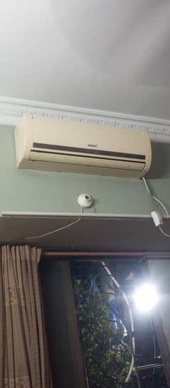 Salam I'm selling my Orient Ac child Condition each and everything ok