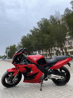YAMAHA 1000cc 2004 reg