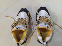 caterpillar shoes