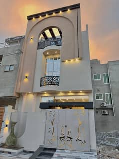 Prime Location In Al Haram Garden House Sized 3 Marla For Sale