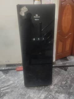 Glass Door Dawlence inMedium Refrigerator