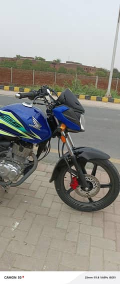 Honda CB125F 23/24 model brand new condition 03446464638