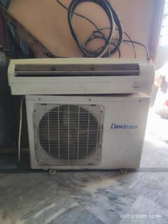 dawlance ac in good condition