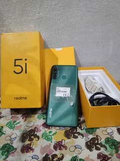 realme