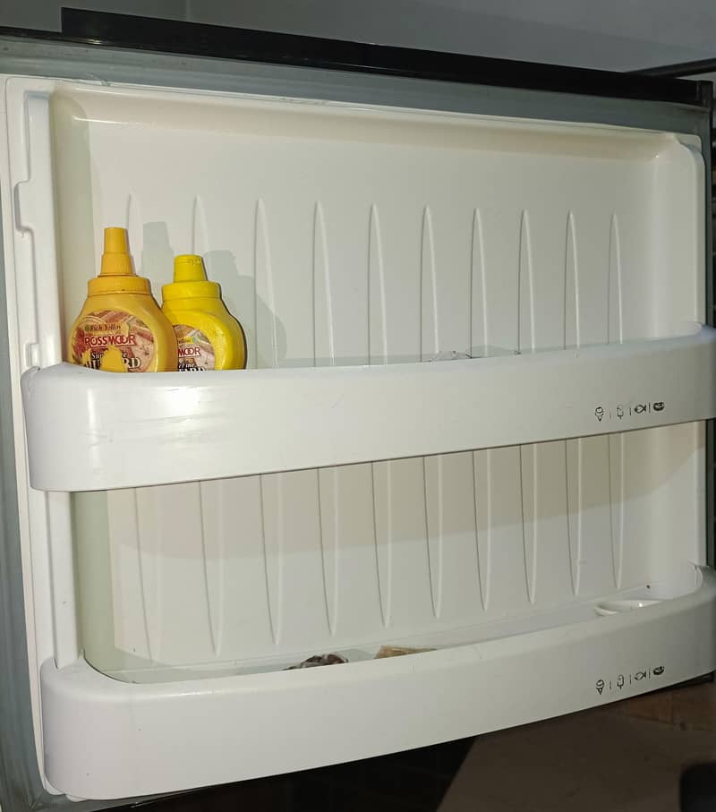 Refrigerator 1