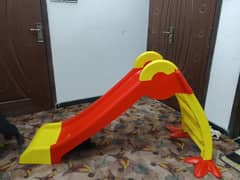 slide.    stonge Plastic build.