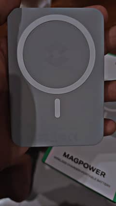 infinix wirless charger box pack