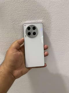 tecno camon 30 12/256