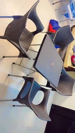 plastic table n four chair set
