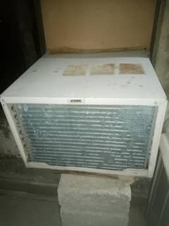 non inverter  ek ton ka hai