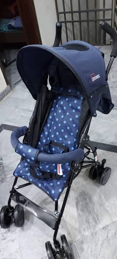 branded tinnies Pram For sale