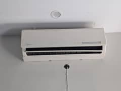 Midea 1 Ton Non-Inverter AC