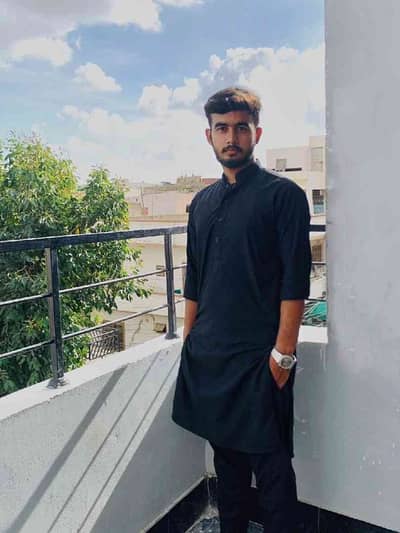Zeeshan 