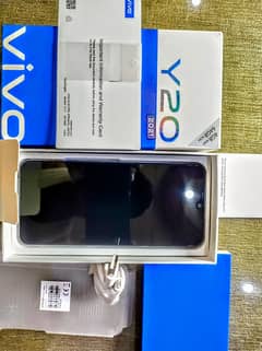 y20 4/64 GB