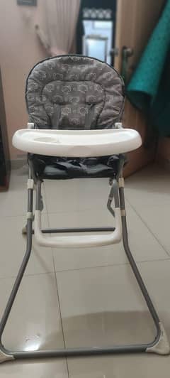 baby carry cot and baby high chair