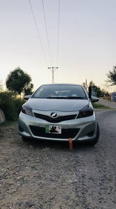 Toyota vitz 2013/2016