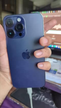 I phone 14pro max jv