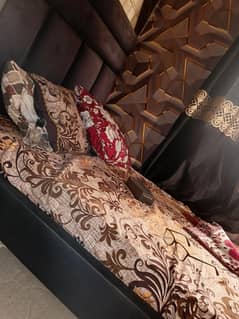 single bed with mattress