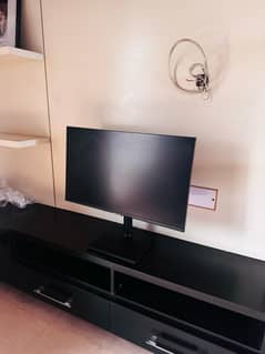 Samsung 27inch 2K IPS 75hz HDR 10bit USB-C Borderless Gaming Monitor
